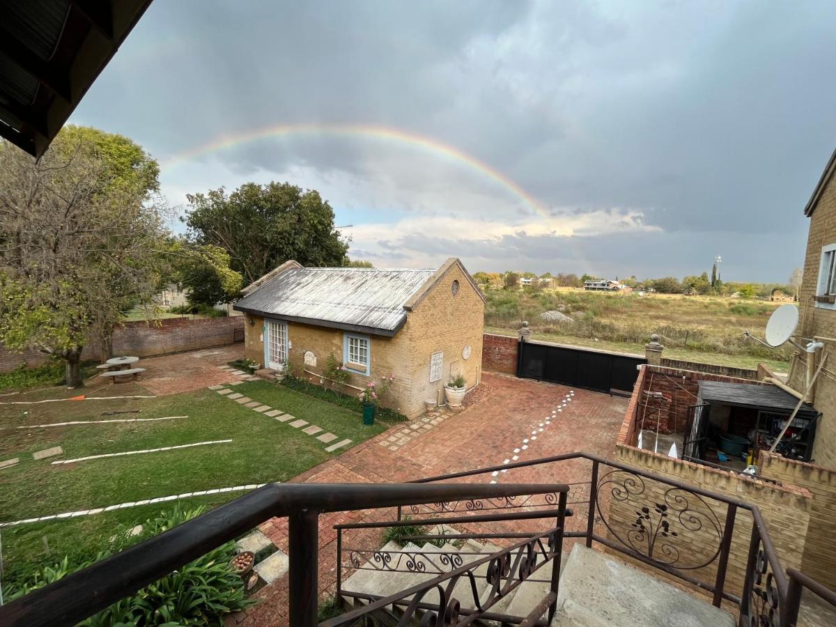 The Gallery Lounge Potchefstroom Exterior foto