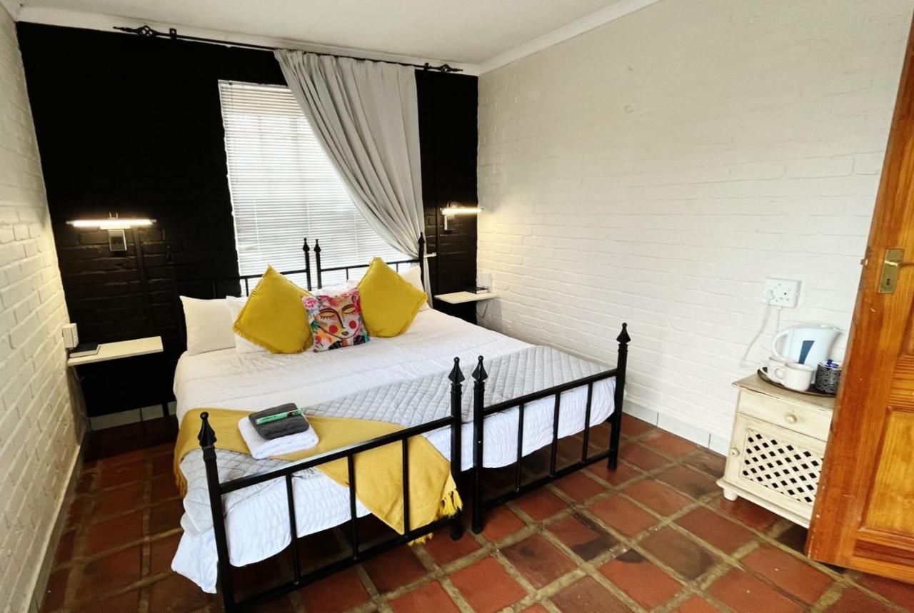 The Gallery Lounge Potchefstroom Exterior foto