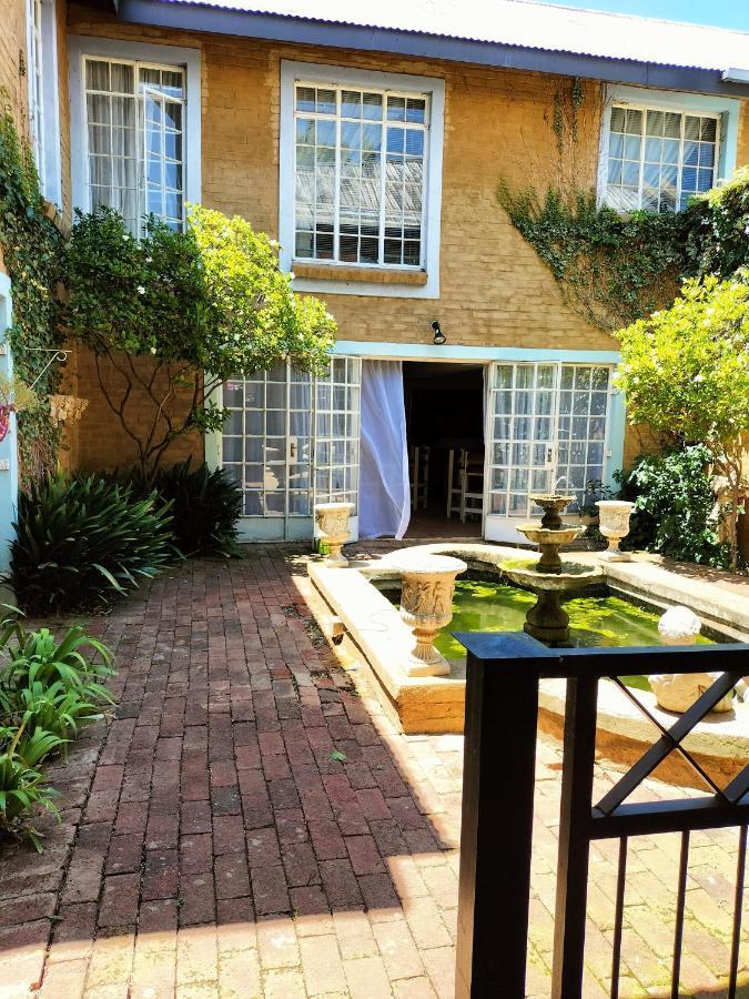 The Gallery Lounge Potchefstroom Exterior foto