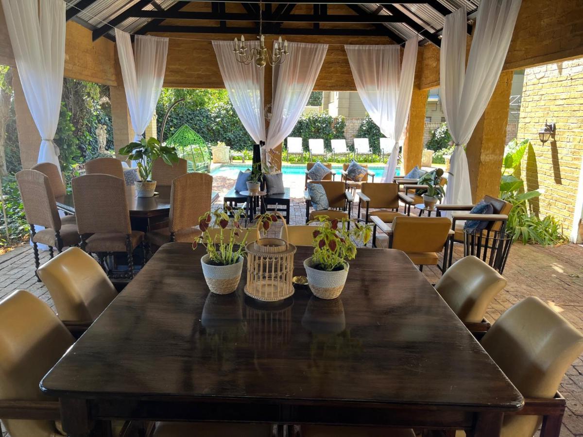 The Gallery Lounge Potchefstroom Exterior foto