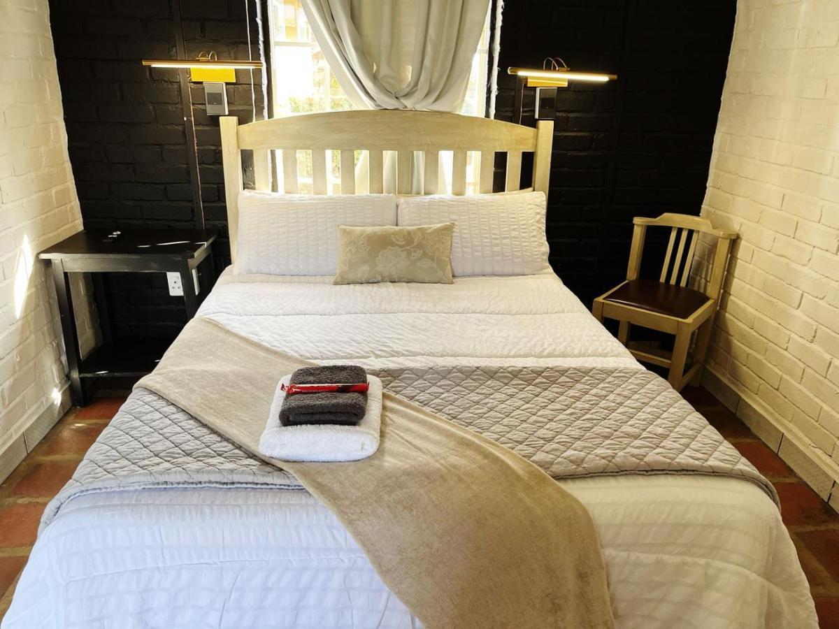 The Gallery Lounge Potchefstroom Exterior foto