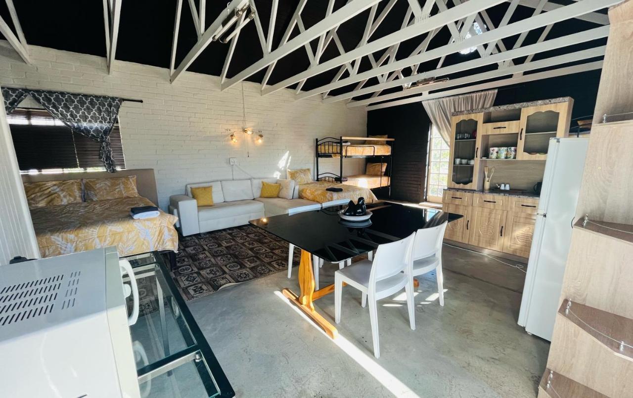 The Gallery Lounge Potchefstroom Exterior foto